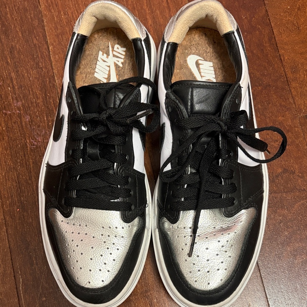 Air Jordan’s 1 Silver toe shoes